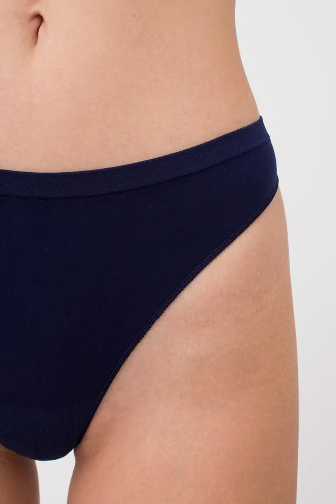 Женские бесшовные трусы стринги String briefs color Giulia (rhodonite)