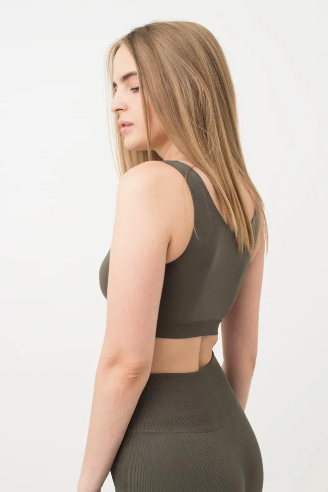 Бесшовный топ на широких бретелях Tank top Giulia (khaki), зеленый