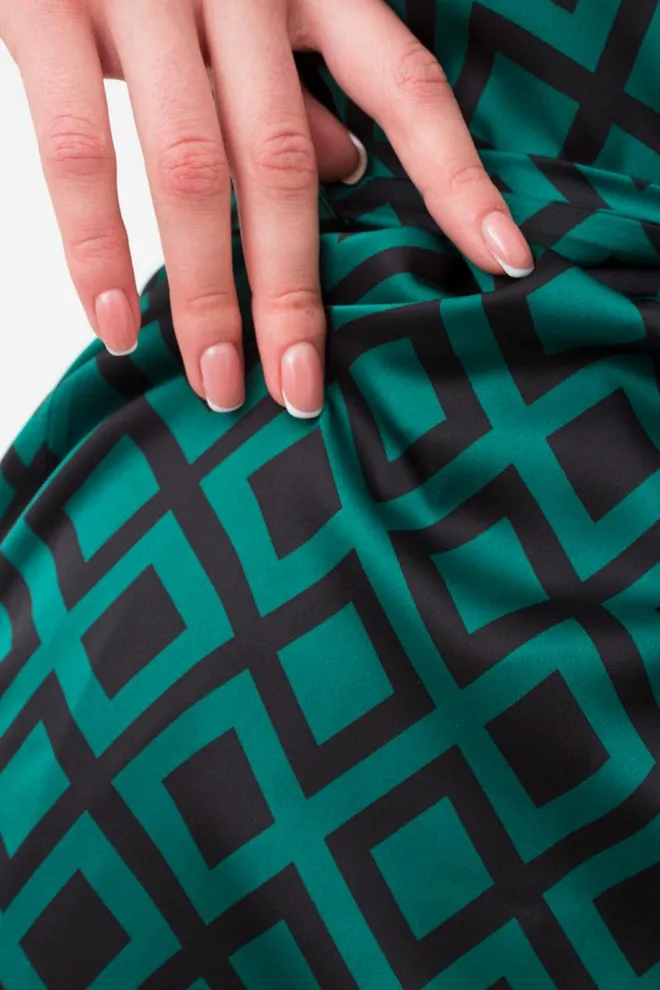 Пижама женская на запах с поясом и штанами Tiffany 5506/050 Giulia (green/black)