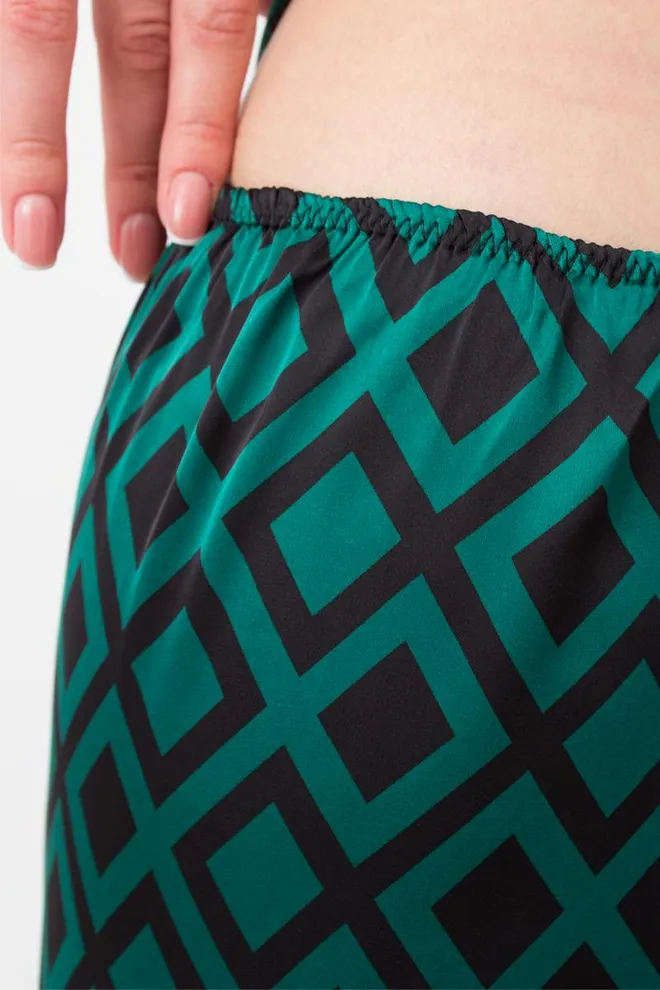 Пижама женская на запах с поясом и штанами Tiffany 5506/050 Giulia (green/black)