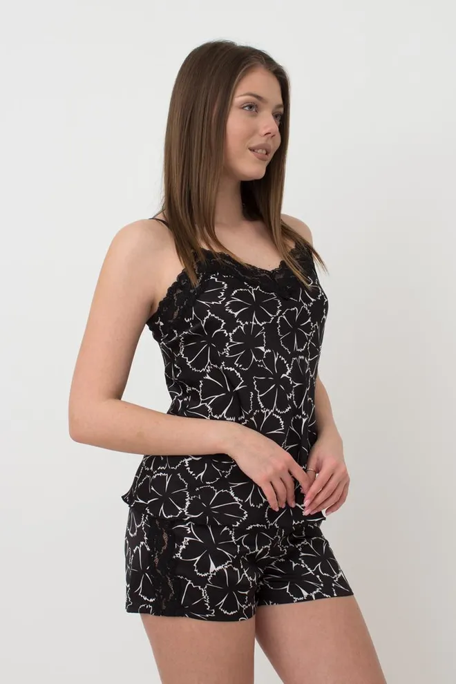 Пижама женская с шортами Tiziana 6032/051 Giulia (black/white clove)