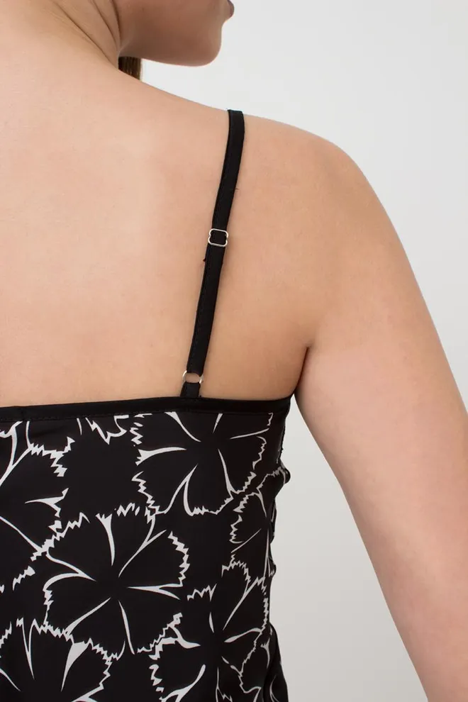 Пижама женская с шортами Tiziana 6032/051 Giulia (black/white clove)