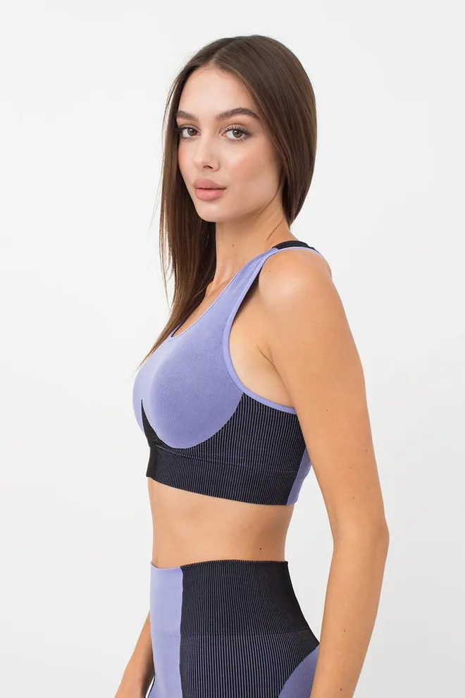 Бесшовный топ со вставкой в рубчик Top Color Block Giulia (very peri)