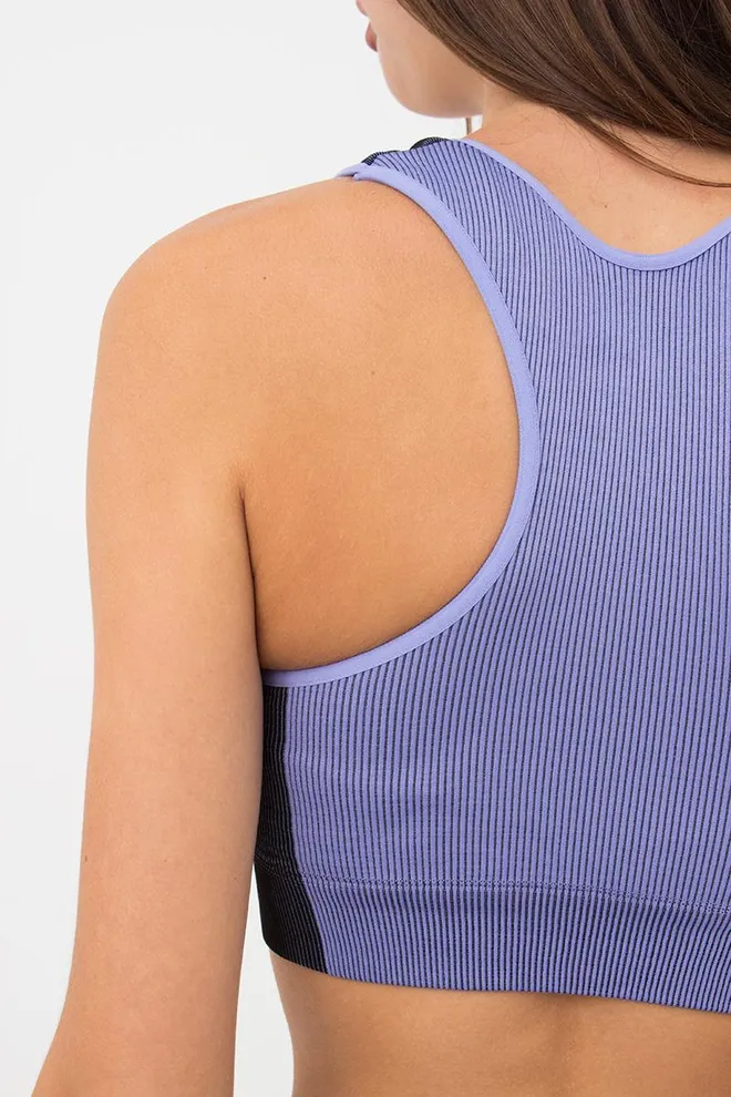 Бесшовный топ со вставкой в рубчик Top Color Block Giulia (very peri)