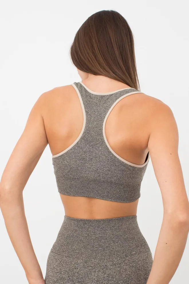 Безшовний топ на широких бретелях Top Energy Melange Giulia (naturale)