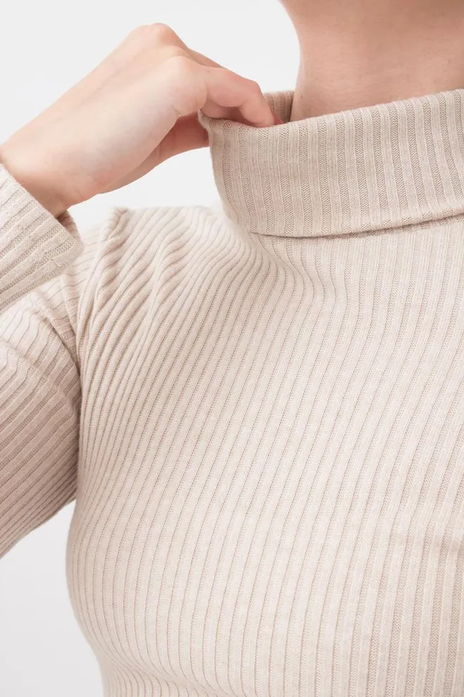 Кофта водолазка в рубчик WARMLY TOUCH 4904/150 Giulia (milk), бежевый