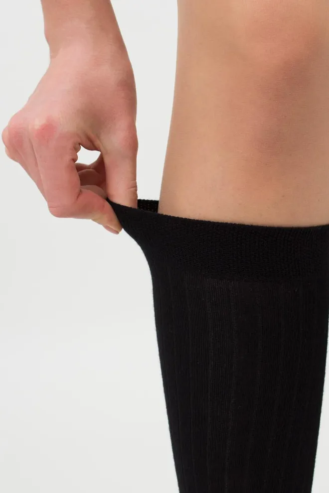 Гольфы женские в рубчик Wg1 Rib Classic Giulia (black)