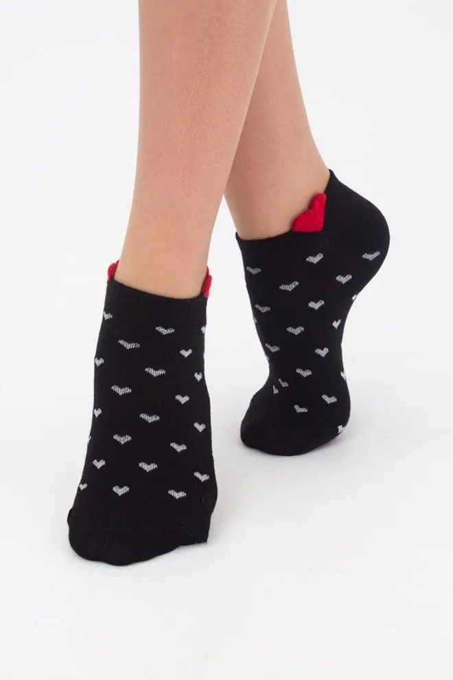 Шкарпетки жіночі короткі в сердечко Ws1 fashion 040 Giulia (nero)