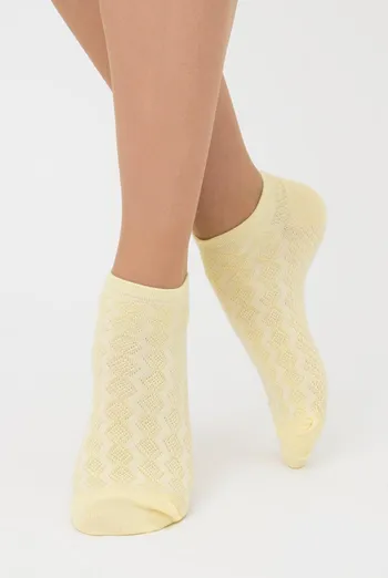 Женские короткие носки с узором Ws1 Soft Background 003 Giulia (light yellow)