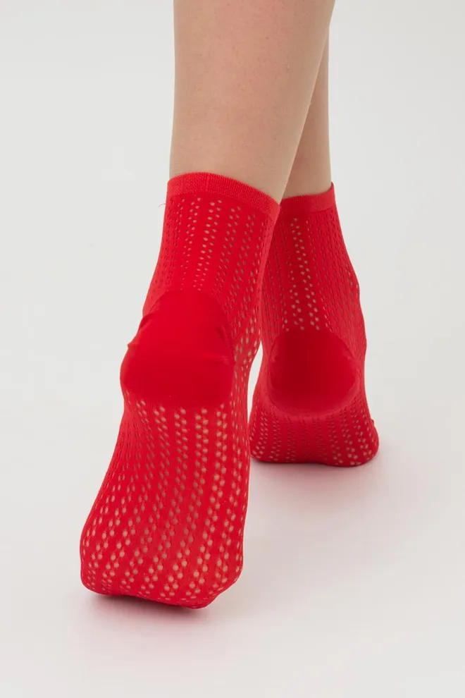 Носки женские классические ажурные WS2 Air Pa 008 Giulia (risk red), красный
