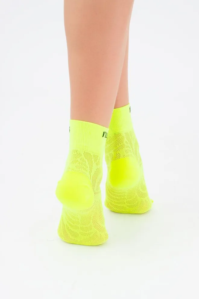 Носки женские короткие спортивные WS2 air pa 009 Giulia (yellow neon)