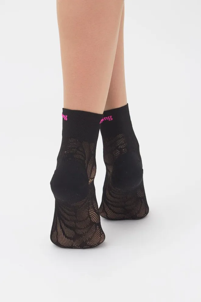 Шкарпетки жіночі короткі спортивні WS2 air pa 009 Giulia (nero)