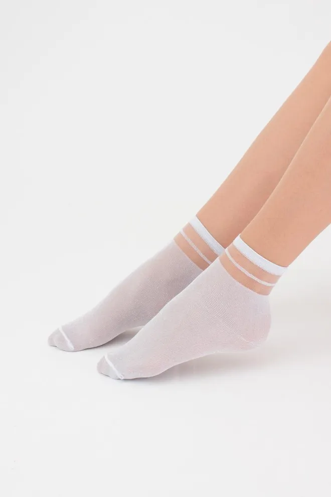 Носки женские короткие WS2 cristal lurex pa 001 Giulia (bianco)