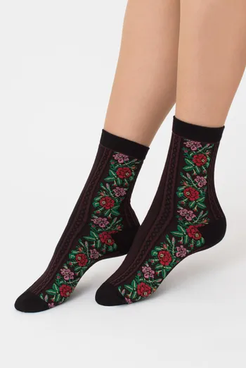 Шкарпетки жіночі класичні з орнаментом Ws3 Background 007 Giulia (black), чорний Шкарпетки жіночі класичні з орнаментом Ws3 Background 007 Giulia (black), чорний