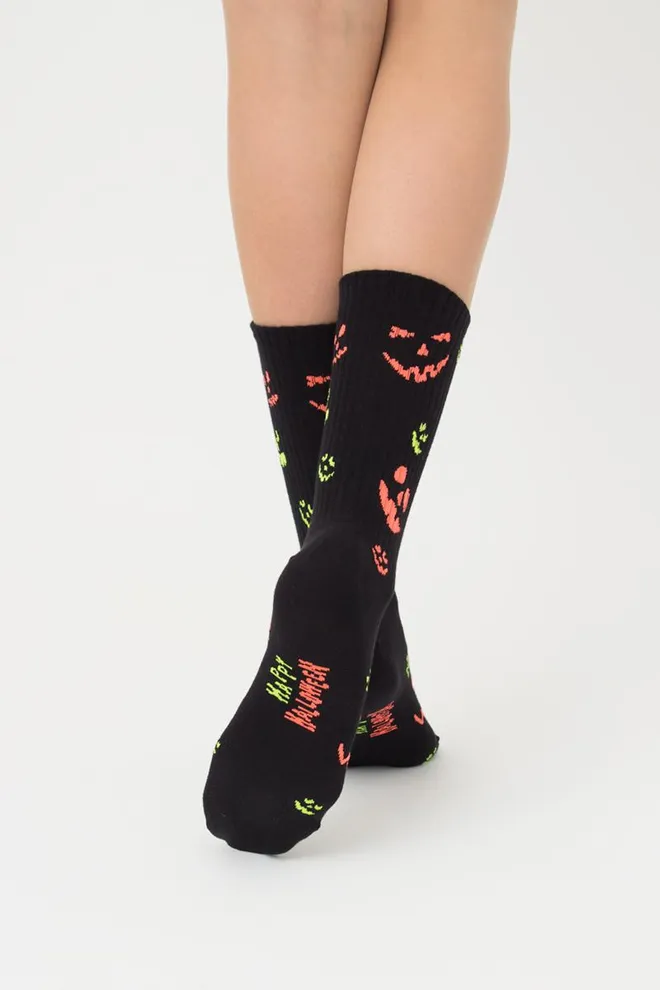 Носки женские высокие с принтом WS3 Нalloween strong 2203 Giulia (black), черный