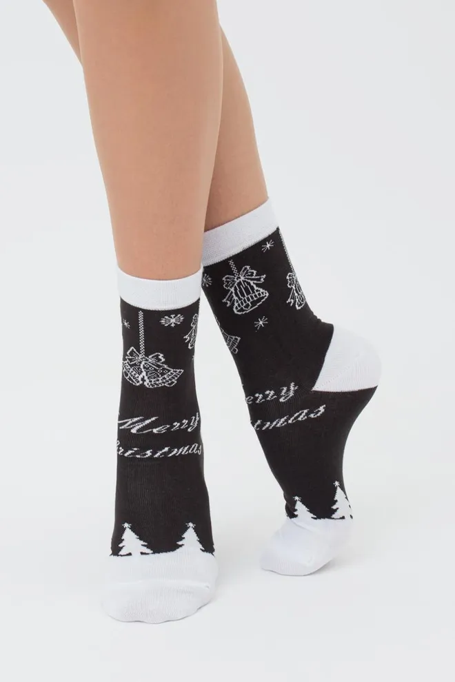 Шкарпетки жіночі класичні з новорічним принтом Ws3 New Year 2111 Giulia (pirate black)