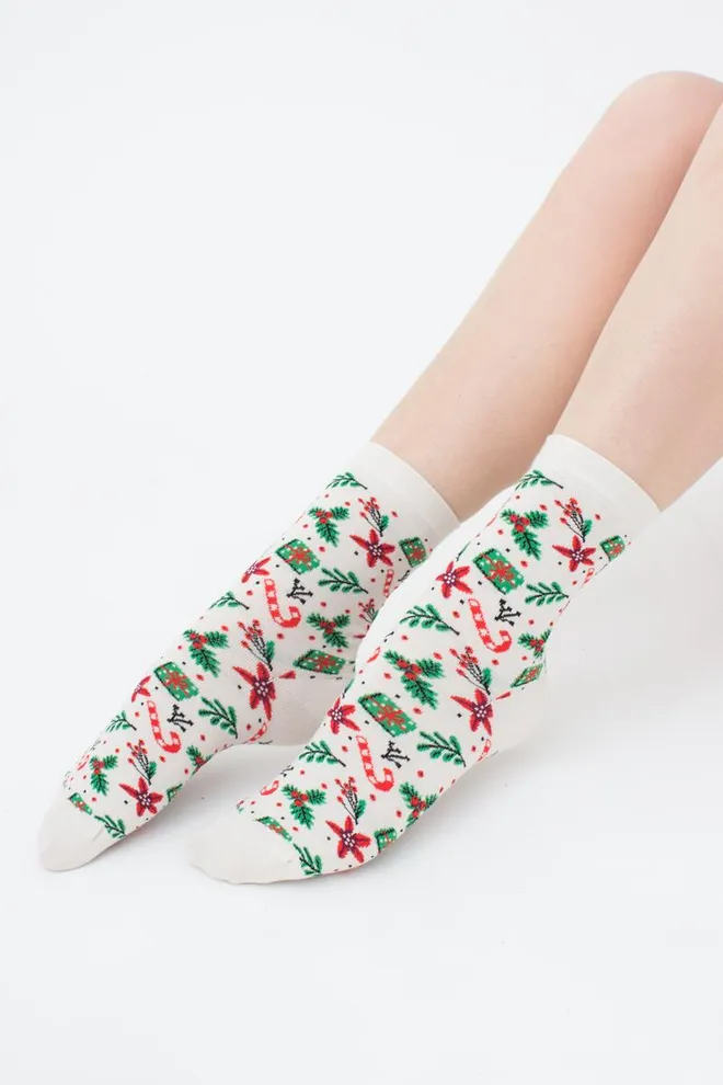 Носки женские с новогодней тематикой WS3 NEW YEAR 2409 Giulia (panna), бежевый