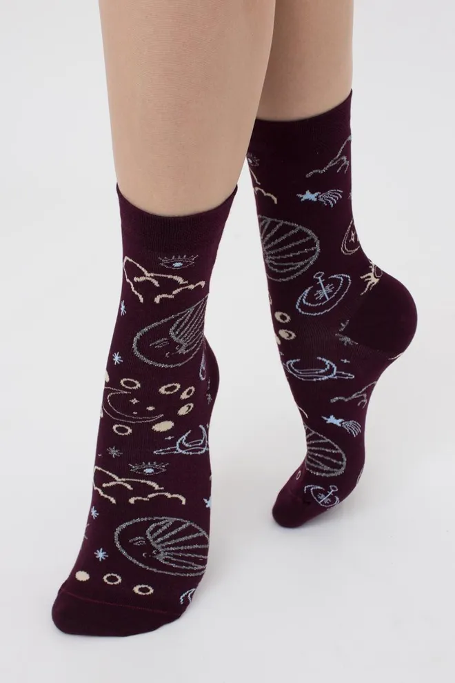 Носки женские классические с принтом Ws3 New Year 2410 Giulia (vintage grape)