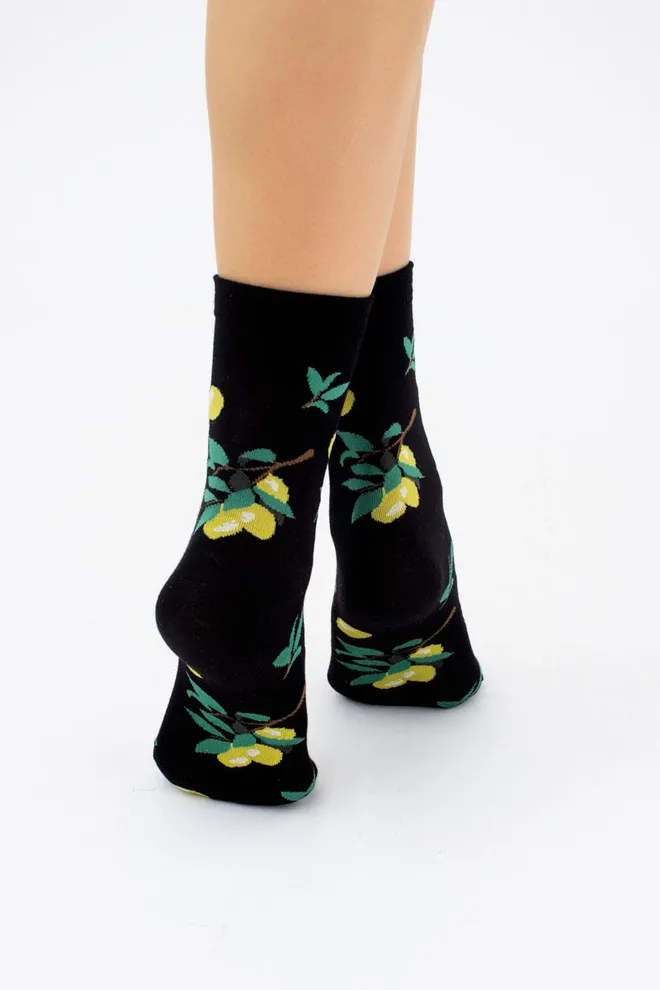 Шкарпетки жіночі класичні з фруктами WS3 soft berry 001 Giulia (black)