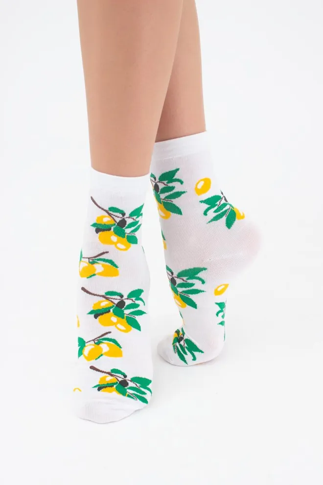 Носки женские классические с фруктами WS3 soft berry 001 Giulia (white)