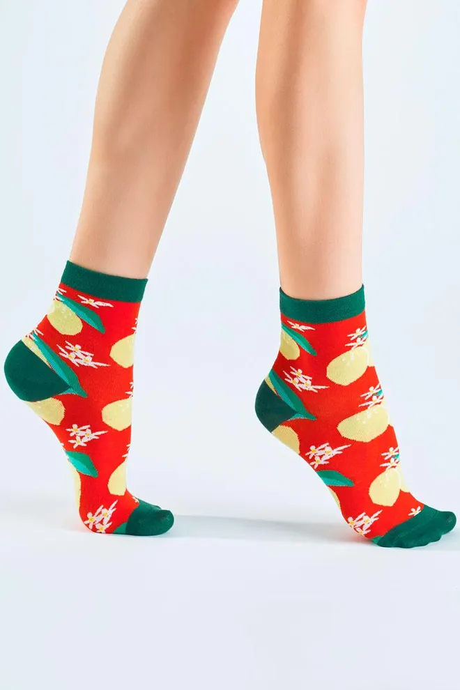 Носки женские классические с фруктами WS3 soft berry 002 Giulia (true red)