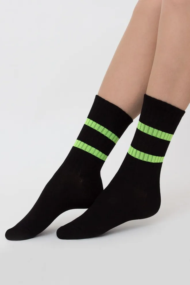 Носки женские классические Ws3 soft neon 002 Giulia (black/yellow)