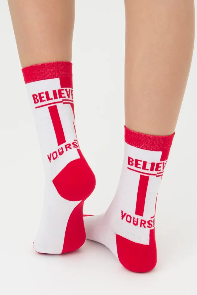 Носки женские высокие с надписью WS3 Text 001 Giulia (white/red)