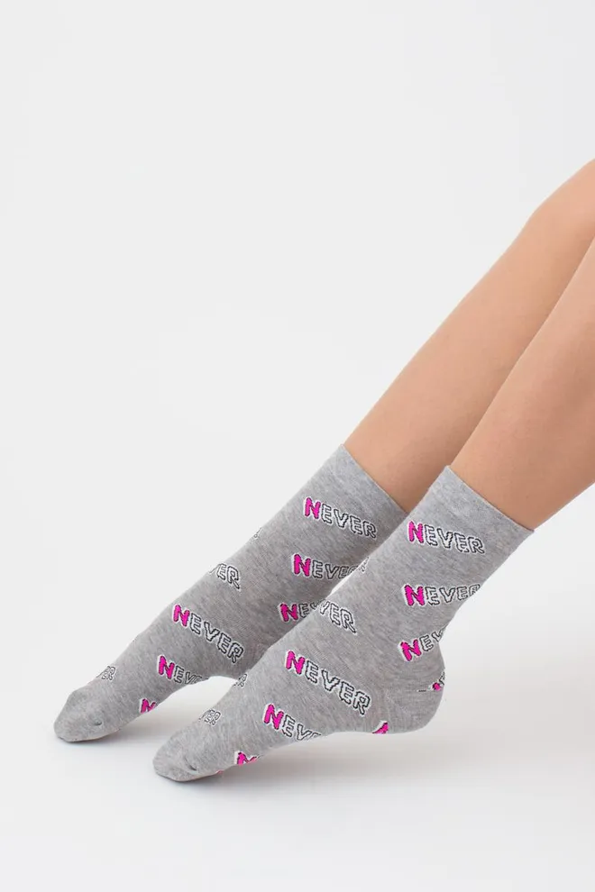 Шкарпетки жіночі класичні з написом WS3 text 002 Giulia (light grey melange)