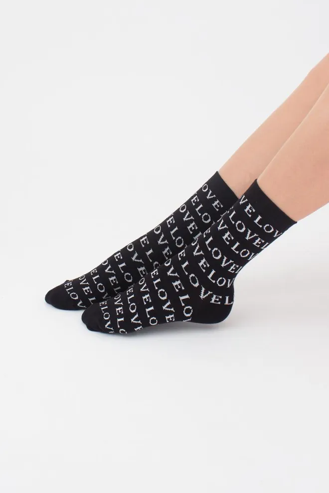 Шкарпетки жіночі класичні з написом WS3 text 004 Giulia (black)