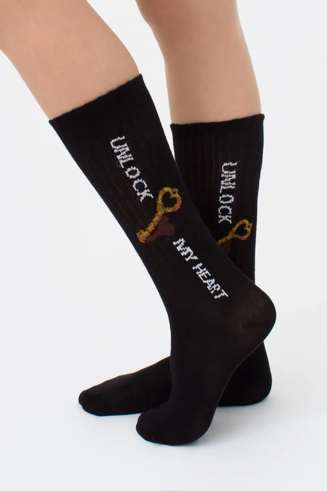 Носки женские высокие с принтом WS4 strong valentine 004 Giulia (black)