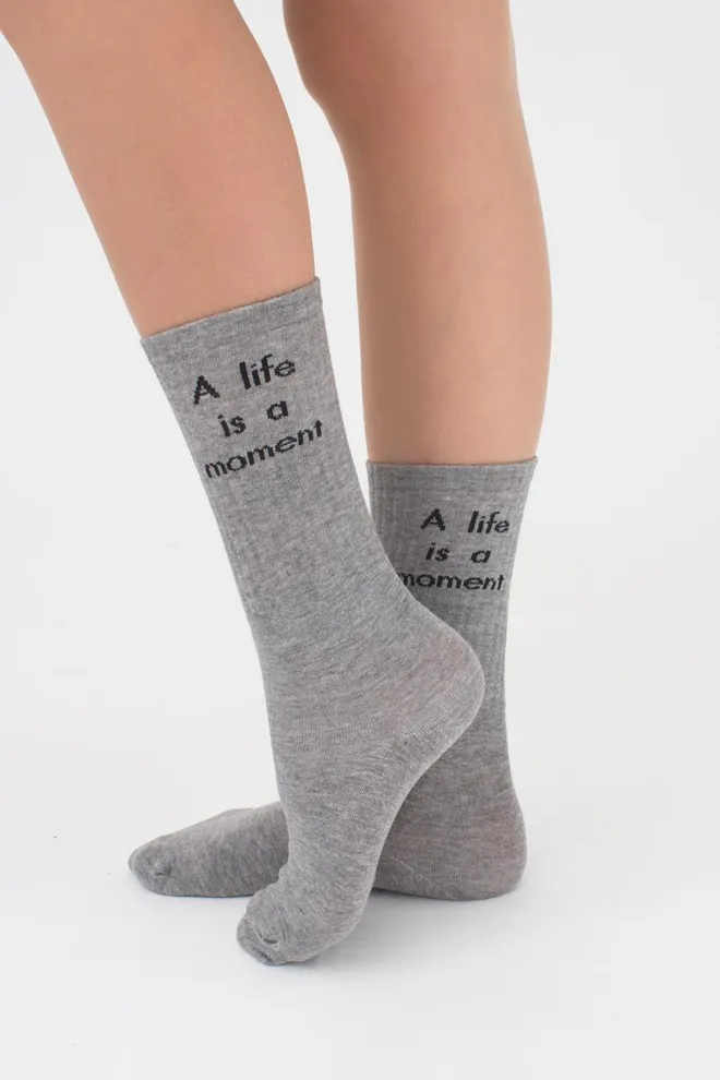 Шкарпетки жіночі високі з принтом WS4 text strong 008 Giulia (light grey melange)