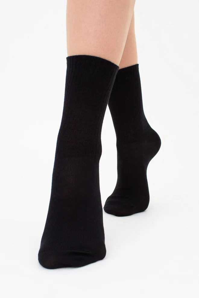 Хлопковые женские носки с сердечком WS3 VALENTINE 2501 Giulia (black), черный