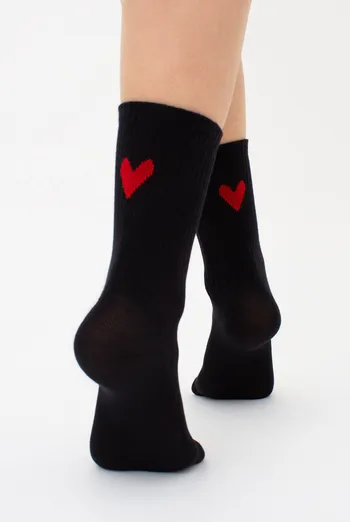 Хлопковые женские носки с сердечком WS3 VALENTINE 2501 Giulia (black), черный Хлопковые женские носки с сердечком WS3 VALENTINE 2501 Giulia (black), черный
