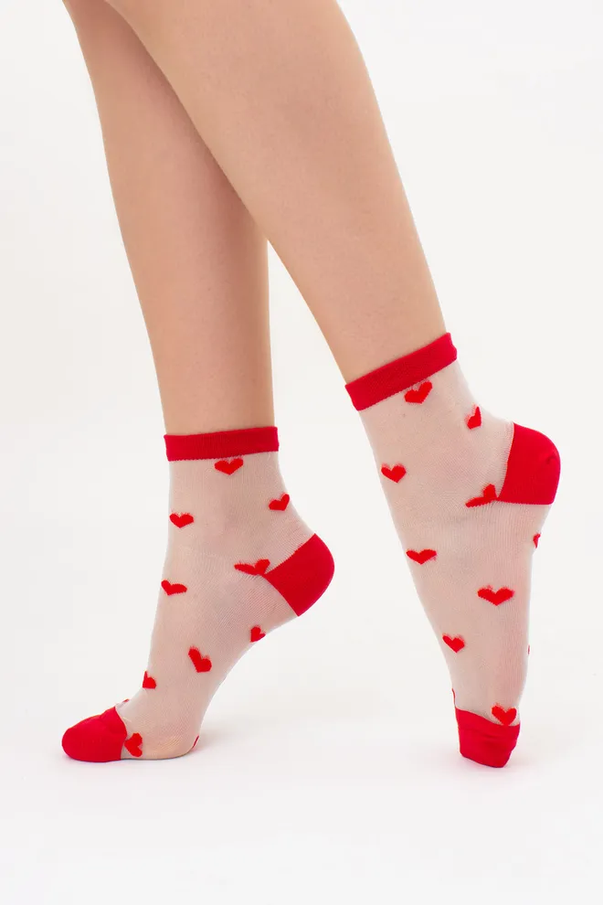 Прозрачные женские носки в сердечках WS2 CRISTAL 074 Giulia (red), красный