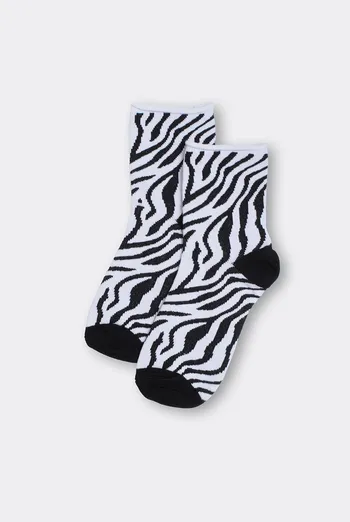 Женские носки Зебра WS2 FASHION 2504 Giulia (black/white), черный/белый Женские носки Зебра WS2 FASHION 2504 Giulia (black/white), черный/белый