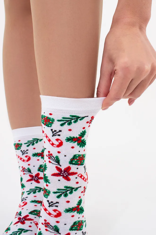 Шкарпетки жіночі з новорічною тематикою WS3 NEW YEAR 2409 Giulia (white), білий