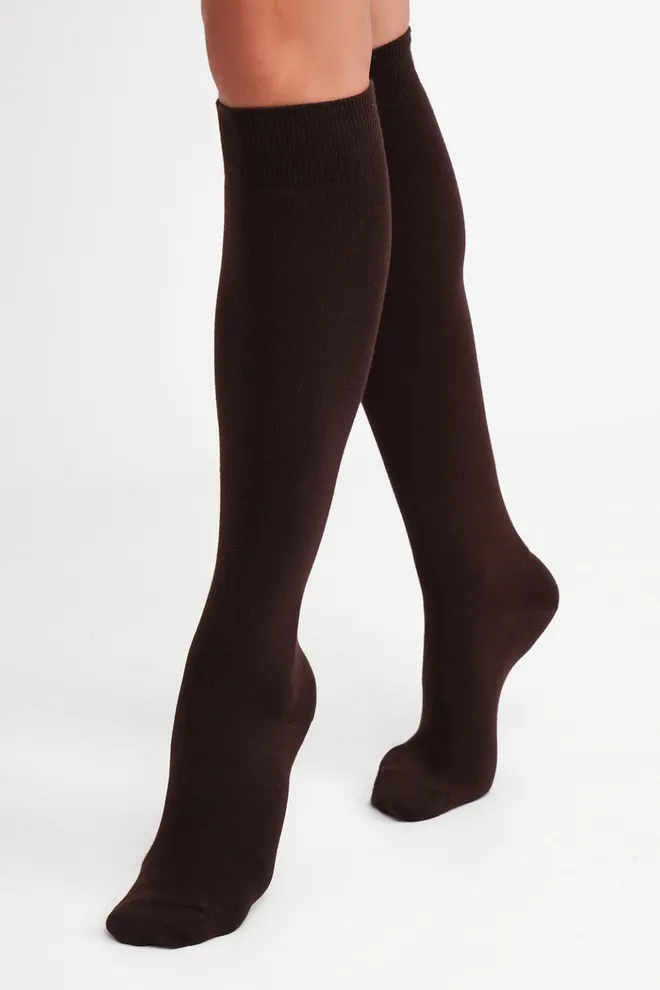 Женские хлопковые гольфы WG1 CLASSIC 2501 Giulia (chocolate), коричневый