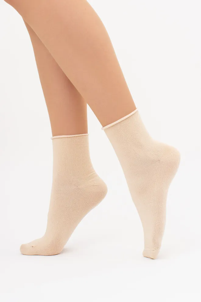 Женские носки классические без резинки WS2 CLASSIC FREE Giulia (sand), бежевый
