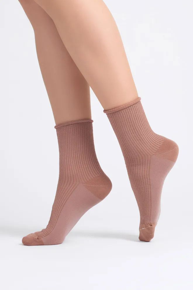 Женские носки в рубчик WS3 FASHION 060 Giulia (mocha mousse), коричневый