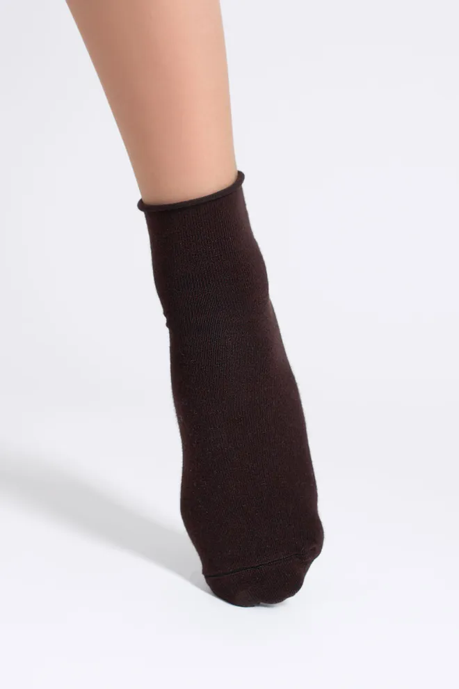 Женские носки классические без резинки WS2 CLASSIC FREE Giulia (chocolate), коричневый
