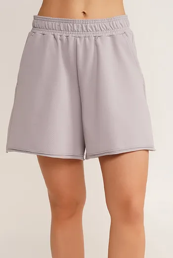 Женские шорты с необработанным краем STREET STYLE 4204/180 Giulia (light grey), серый