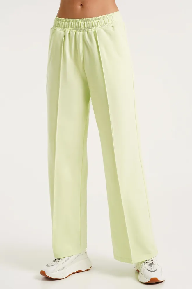 Спортивные штаны широкие STREET STYLE 4306/180 Giulia (pistachio), зеленый
