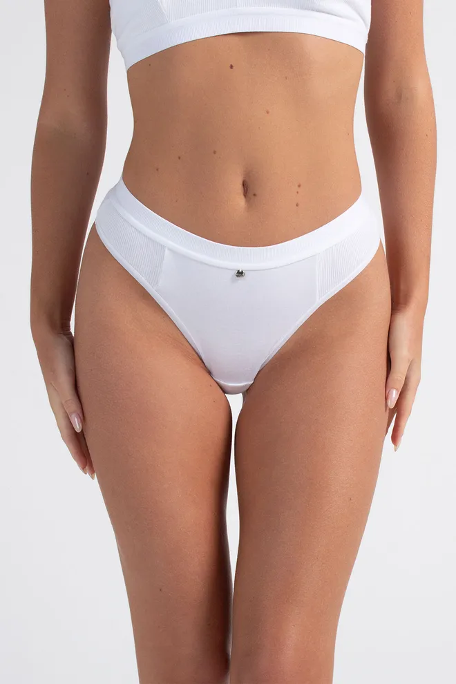 Хлопковые стринги в рубчик URBAN RIB 2115/60 Giulia (white), белый