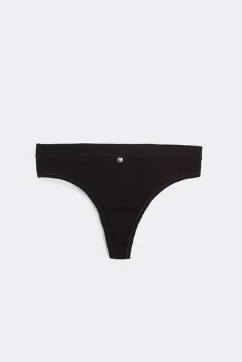 Хлопковые стринги в рубчик URBAN RIB 2115/60 Giulia (black), черный Хлопковые стринги в рубчик URBAN RIB 2115/60 Giulia (black), черный